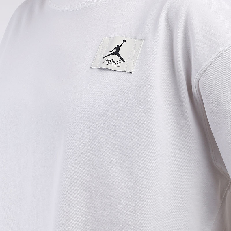 женская белая футболка Jordan Essentials Boxy T-Shirt DD7054-100 - цена, описание, фото 2